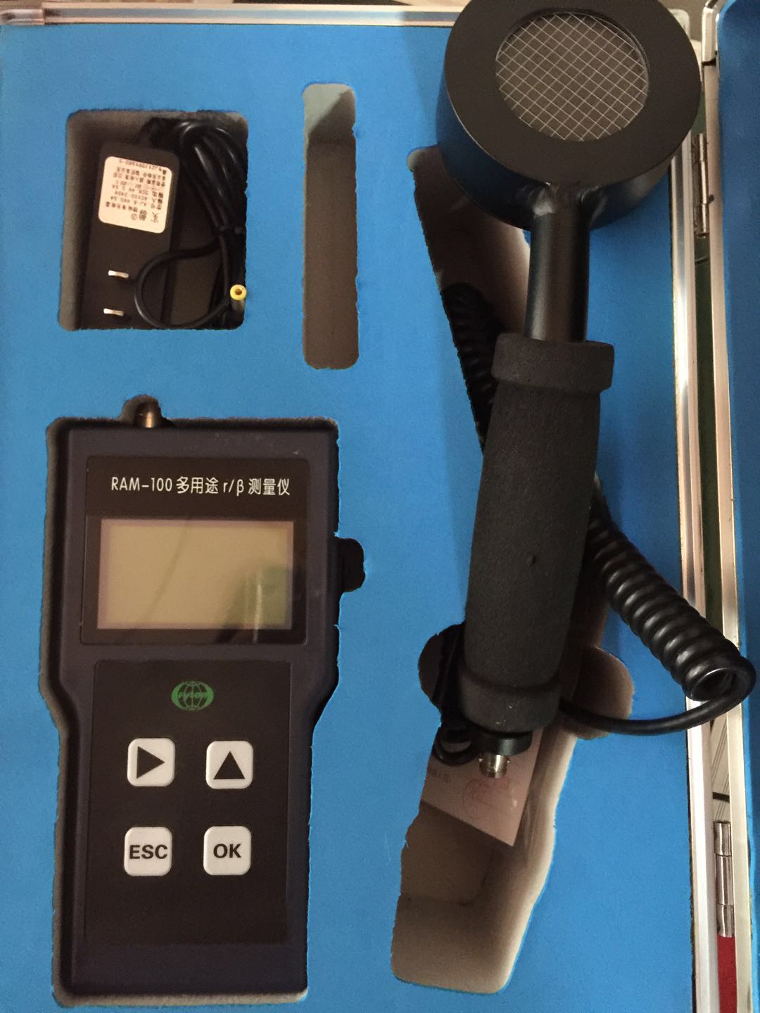 RAM-100 多用途γβ測量儀.jpg RAM-100 多用途γβ測量儀.jpg